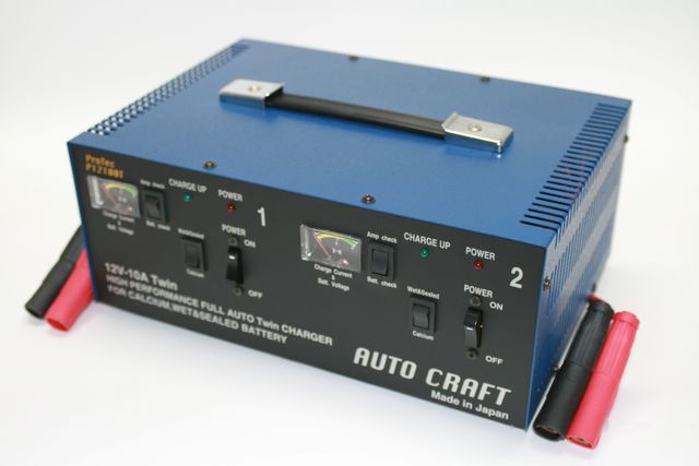 スポーツ/アウトドアバッテリー充電器 12V 10A AUTO CRAFT 日本製 ほぼ未使用
